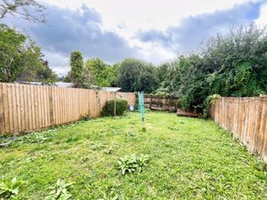 Photo 27- click for photo gallery